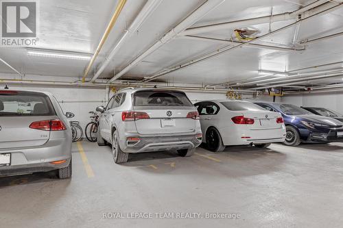 301 - 29 Main Street, Ottawa, ON - Indoor Photo Showing Garage