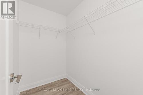 428 - 16 Concord Place, Grimsby (540 - Grimsby Beach), ON - Indoor With Storage