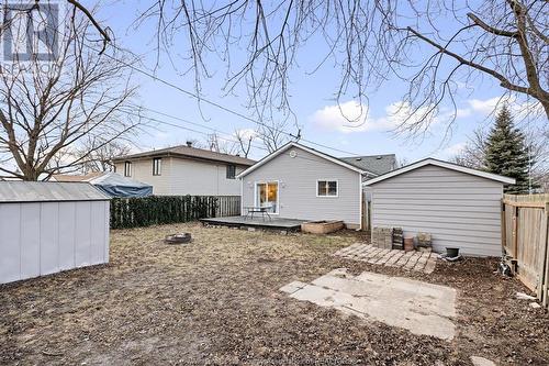 693 Bensette, Windsor, ON - Outdoor