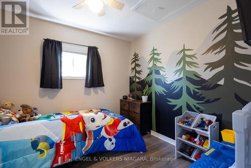 28 Clarke Street W, Port Colborne (875 - Killaly East), ON - Indoor Photo Showing Bedroom