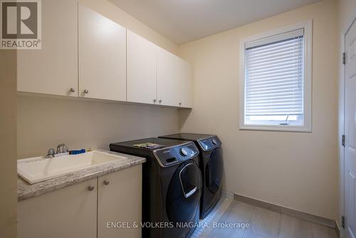 9462 Tallgrass Avenue, Niagara Falls (224 - Lyons Creek), ON - Indoor Photo Showing Laundry Room