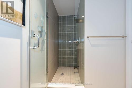 2926 - 5 Sheppard Avenue E, Toronto, ON - Indoor Photo Showing Bathroom