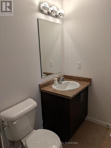 1374 Countrystone Drive, Kitchener, ON - Indoor Photo Showing Bathroom