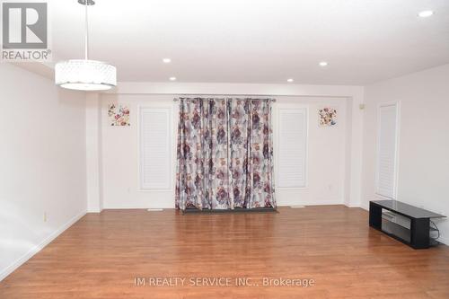 1374 Countrystone Drive, Kitchener, ON - Indoor Photo Showing Other Room