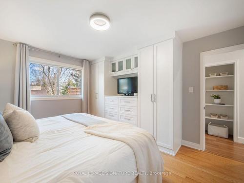 53 Wichey Rd, Toronto, ON - Indoor Photo Showing Bedroom