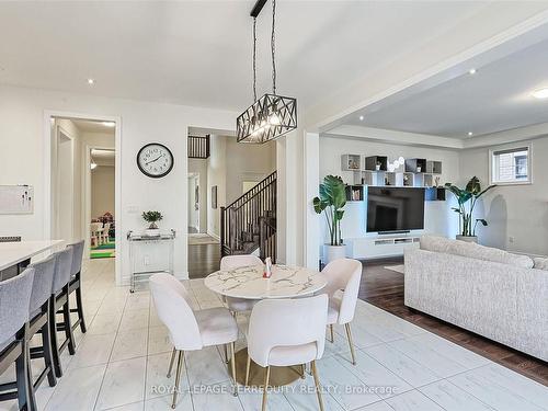 180 Klein Mills Rd, Vaughan, ON - Indoor Photo Showing Dining Room