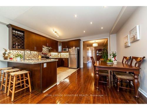 15 Overlander Way, Vaughan, ON - Indoor Photo Showing Dining Room