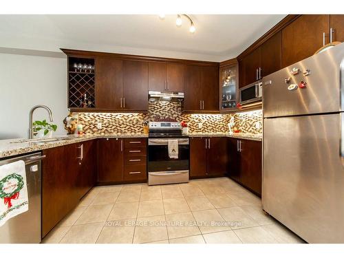 15 Overlander Way, Vaughan, ON - Indoor Photo Showing Kitchen With Stainless Steel Kitchen