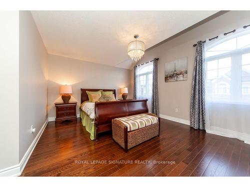 15 Overlander Way, Vaughan, ON - Indoor Photo Showing Bedroom