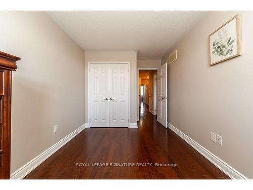 15 Overlander Way, Vaughan, ON - Indoor Photo Showing Other Room