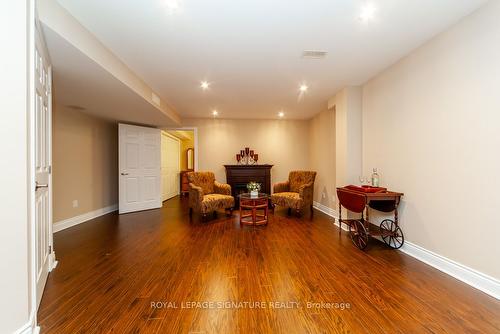 15 Overlander Way, Vaughan, ON - Indoor Photo Showing Other Room