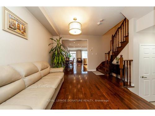 15 Overlander Way, Vaughan, ON - Indoor Photo Showing Other Room