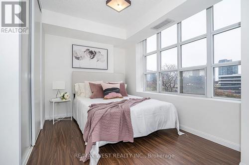 305 - 15 Stafford Street, Toronto, ON - Indoor Photo Showing Bedroom