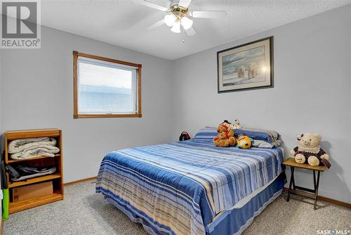 416 Byars Bay N, Regina, SK - Indoor Photo Showing Bedroom