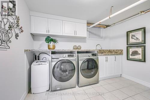 1284 Falgarwood Drive, Oakville, ON - Indoor Photo Showing Laundry Room