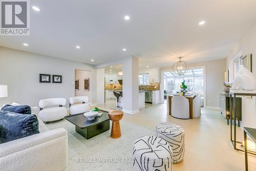 1284 Falgarwood Drive, Oakville, ON - Indoor Photo Showing Living Room