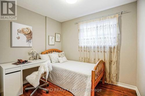 16 Cresthaven Drive, Toronto, ON - Indoor Photo Showing Bedroom