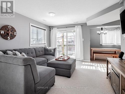 2 - 95 Goodwin Drive, Barrie, ON - Indoor Photo Showing Living Room