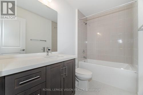 4 Folcroft Street, Brampton, ON - Indoor Photo Showing Bathroom