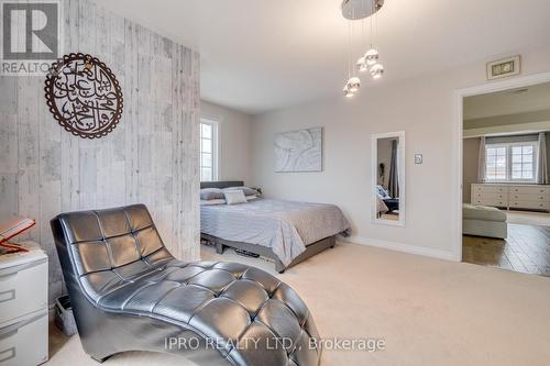 1038 Laurier Avenue, Milton, ON - Indoor Photo Showing Bedroom