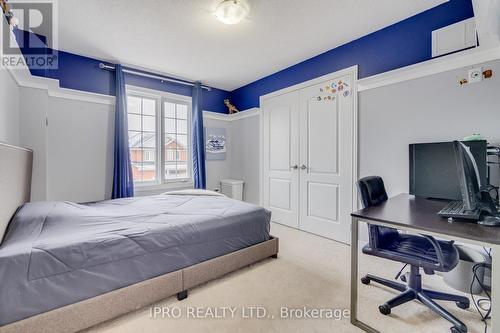 1038 Laurier Avenue, Milton, ON - Indoor Photo Showing Bedroom