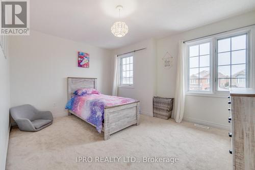 1038 Laurier Avenue, Milton, ON - Indoor Photo Showing Bedroom