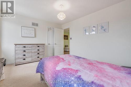 1038 Laurier Avenue, Milton, ON - Indoor Photo Showing Bedroom