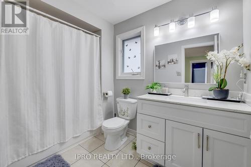 1038 Laurier Avenue, Milton, ON - Indoor Photo Showing Bathroom