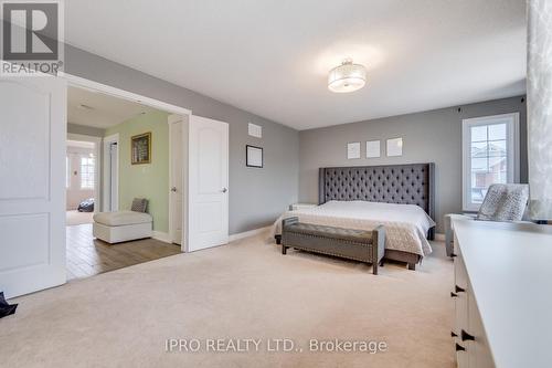 1038 Laurier Avenue, Milton, ON - Indoor Photo Showing Bedroom