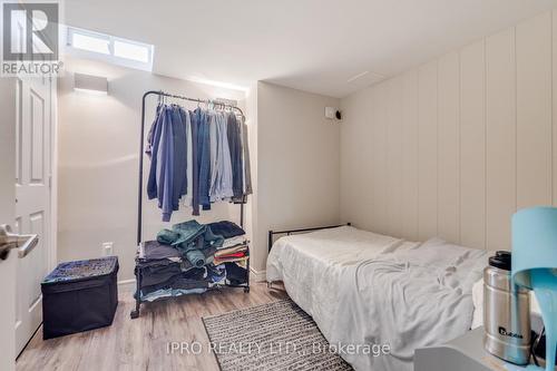 1038 Laurier Avenue, Milton, ON - Indoor Photo Showing Bedroom