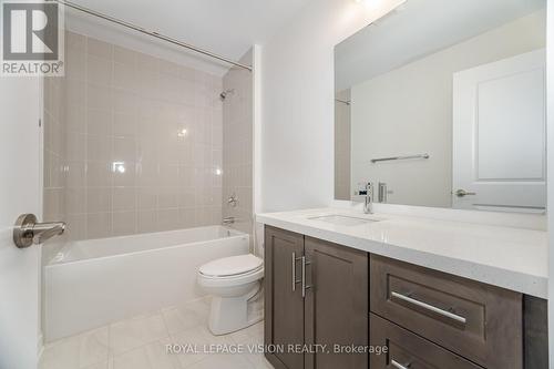 22 Folcroft Street, Brampton, ON - Indoor Photo Showing Bathroom