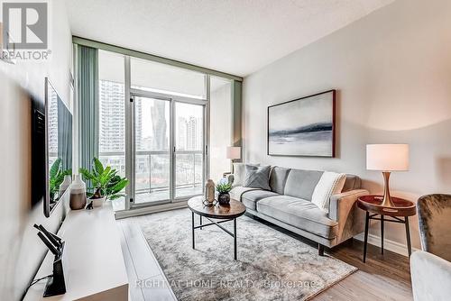 608 - 3504 Hurontario Street, Mississauga, ON - Indoor Photo Showing Living Room