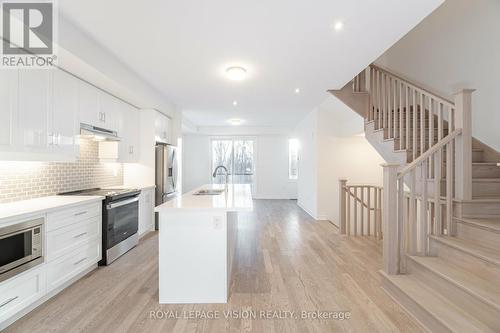 50 Folcroft Street, Brampton, ON - Indoor Photo Showing Kitchen With Upgraded Kitchen