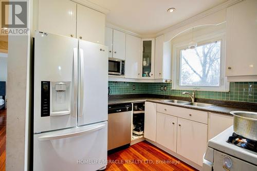 13 Foster Road, Mississauga, ON - Indoor Photo Showing Kitchen With Double Sink