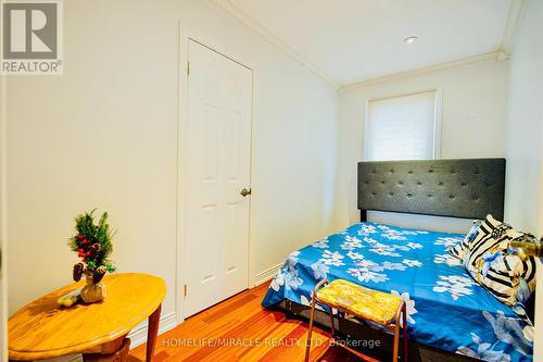 13 Foster Road, Mississauga, ON - Indoor Photo Showing Bedroom