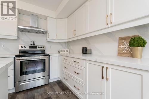 997 Alder Gate, Milton, ON - Indoor Photo Showing Kitchen With Stainless Steel Kitchen