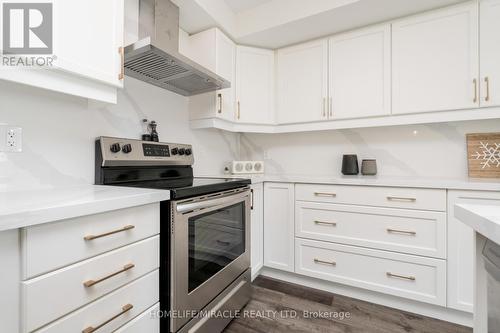 997 Alder Gate, Milton, ON - Indoor Photo Showing Kitchen