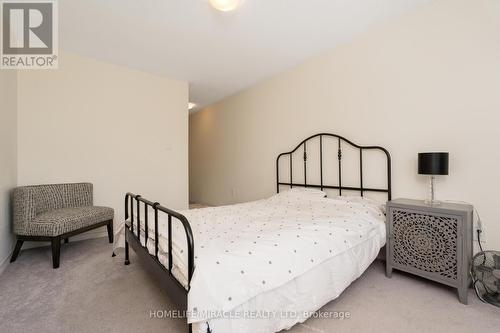 997 Alder Gate, Milton, ON - Indoor Photo Showing Bedroom