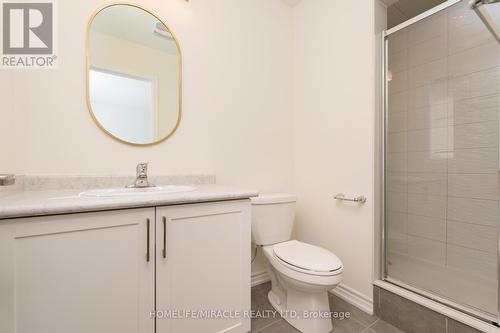 997 Alder Gate, Milton, ON - Indoor Photo Showing Bathroom