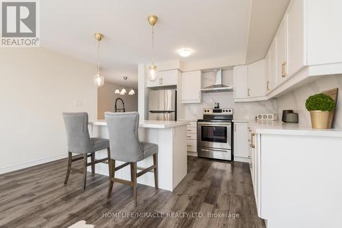 997 Alder Gate, Milton, ON - Indoor Photo Showing Kitchen With Stainless Steel Kitchen With Upgraded Kitchen