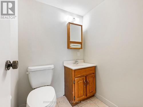 101 - 15 Kensington Road, Brampton, ON - Indoor Photo Showing Bathroom