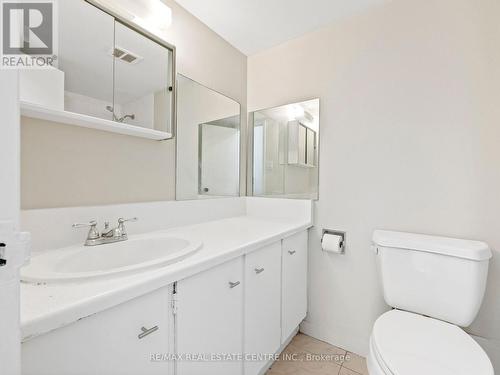 101 - 15 Kensington Road, Brampton, ON - Indoor Photo Showing Bathroom