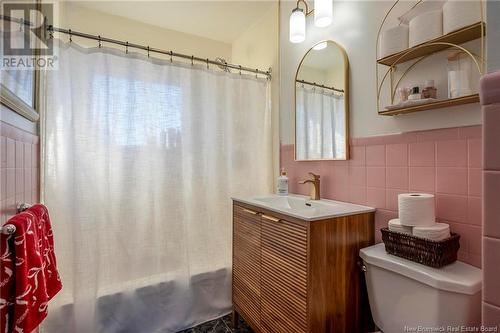 3124 Loch Lomond Road, Saint John, NB - Indoor Photo Showing Bathroom