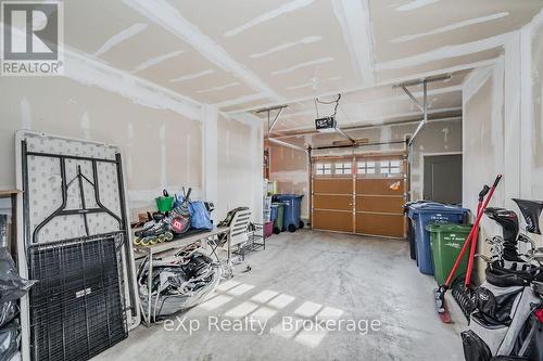 285 Law Drive, Guelph (Grange Hill East), ON - Indoor Photo Showing Garage