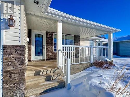 511 Palliser Drive, Swift Current, SK - Outdoor With Deck Patio Veranda