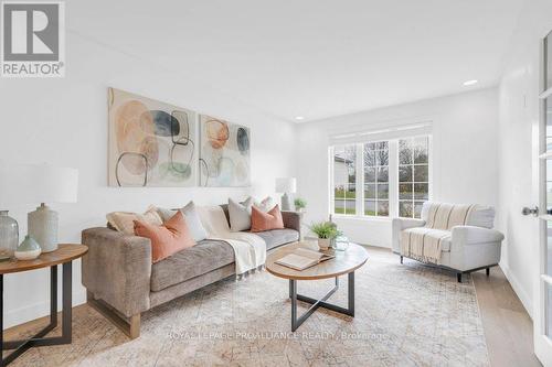 48 Fleming Road, Quinte West, ON - Indoor Photo Showing Living Room