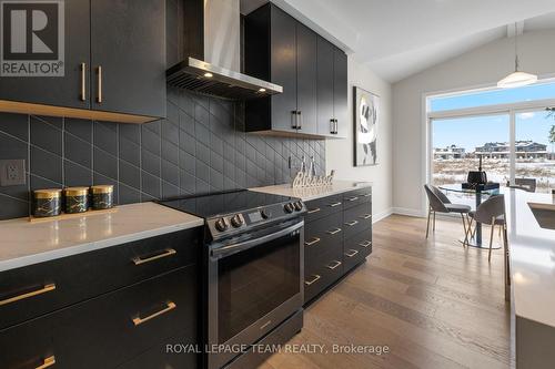 757 Gamble Drive, Russell, ON - Indoor Photo Showing Kitchen With Upgraded Kitchen