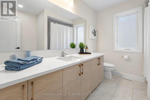 757 Gamble Drive, Russell, ON - Indoor Photo Showing Bathroom