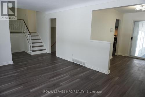 21 Idylwood Road, Welland (767 - N. Welland), ON - Indoor Photo Showing Other Room