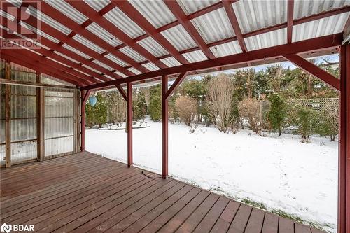 View of snow covered deck - 15 Oakington Place, Mississauga, ON - Outdoor With Exterior